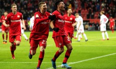 开云体育-斯图加特客场逆势胜出，硕果累累发功