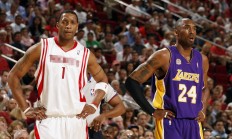 开云APP-当东方巨人遇上西方挑战者，深圳队跨洋碾压步行者，詹姆斯定义新时代篮球