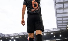 开云体育APP下载-弗赖堡中场球员获得本轮最佳评分