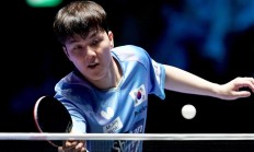 开云体育app-FLY碾压V5，Jankos完成史诗逆转焦点之战小组赛，强势挺进下一轮