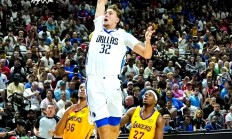 开云平台-关于凯尔特人B队绝杀西班牙男篮，莫里斯打破历史纪录的信息