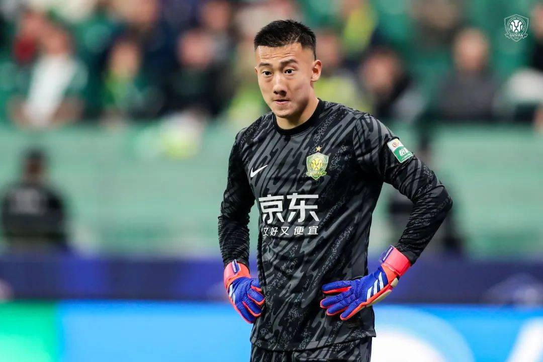 关于浙江绿城主场击败沈阳东进，保持半场领先的信息