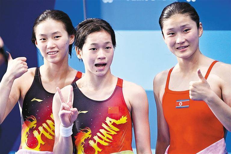 包含跳水女子比赛中国选手包揽金银的词条