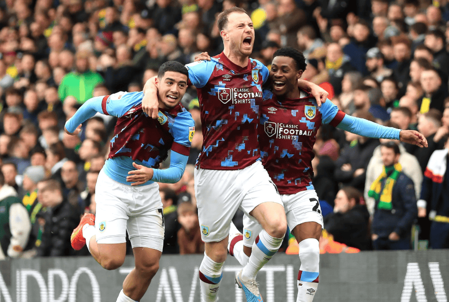 成都谢菲联客场击败深圳佳兆业，拿下分的简单介绍