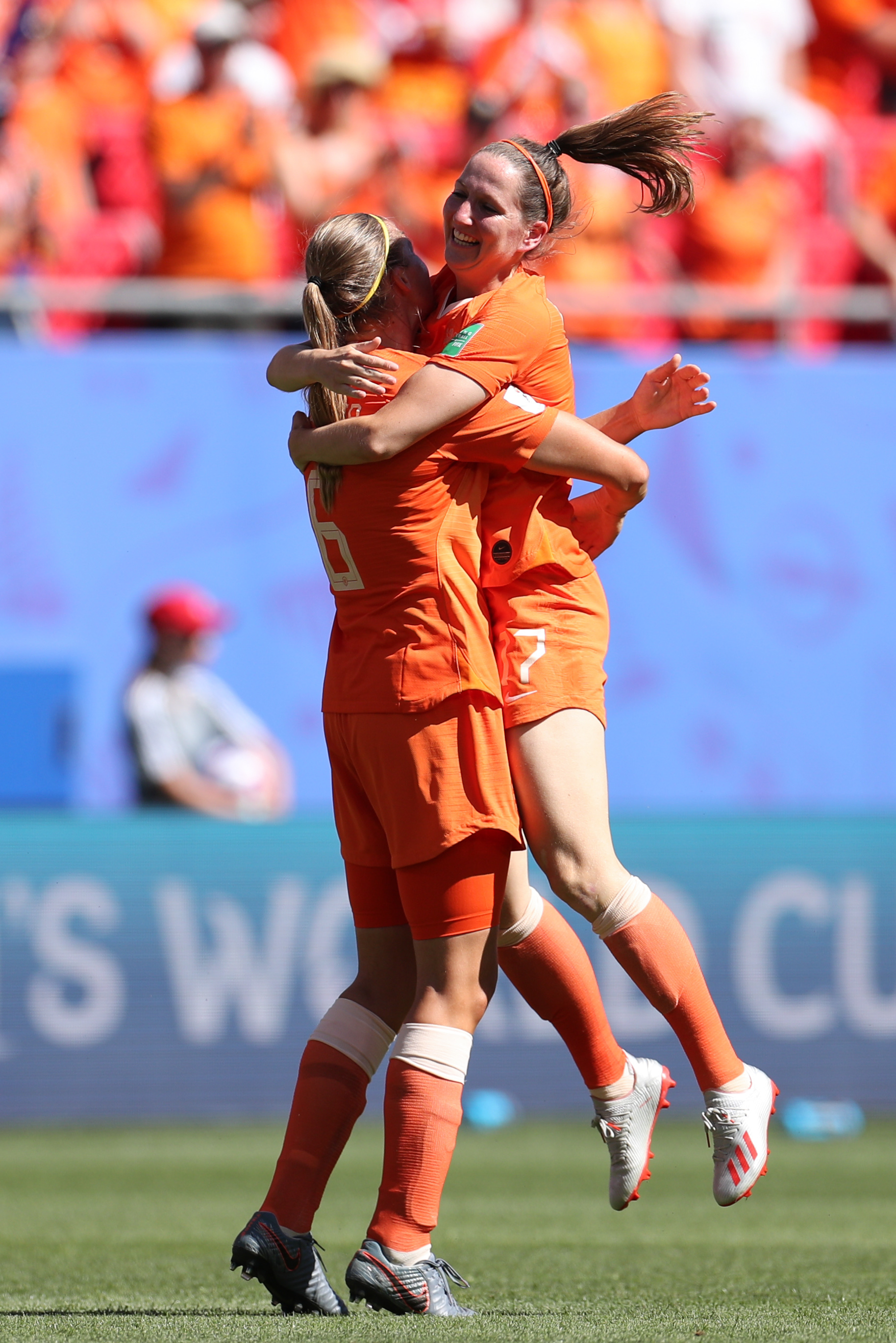 瓦朗谢纳实现突破,球队野心勃勃 瓦朗谢纳实现突破,球队野心勃勃