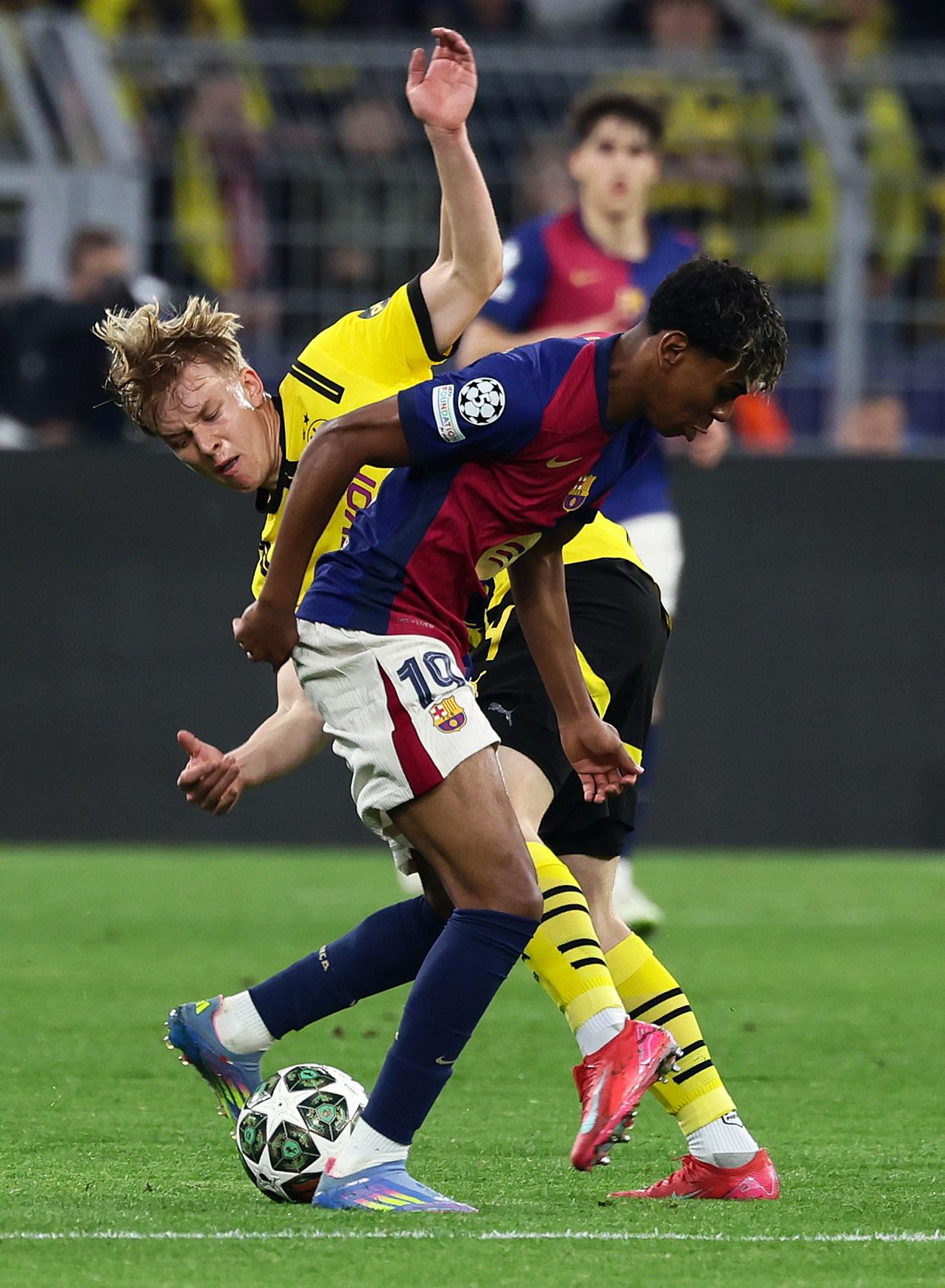 巴塞罗那惨败拜仁无缘欧冠决赛 巴塞罗那惨败拜仁无缘欧冠决赛