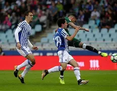 细吟赋诗!贝蒂斯主帅创意无限 细吟赋诗!贝蒂斯主帅创意无限