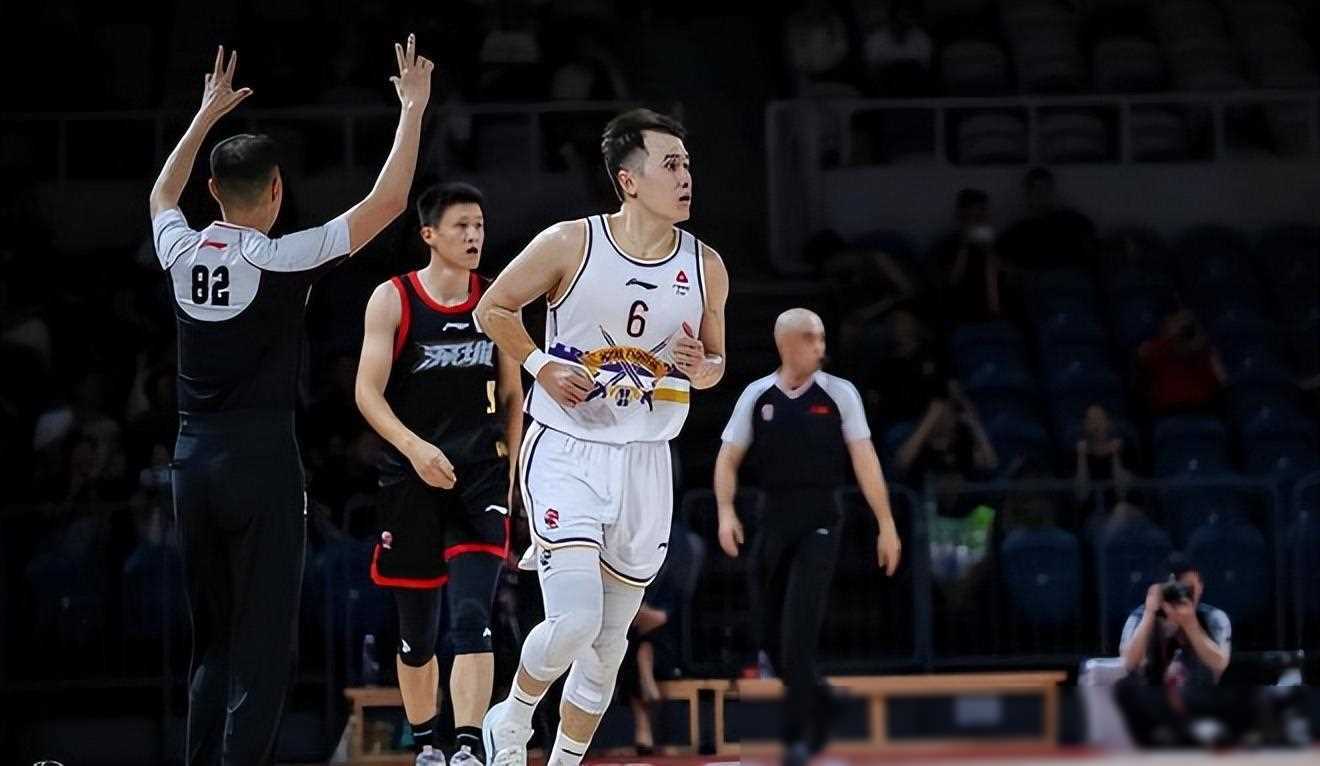 山西队再胜北控,成功逆袭闯入季后赛 山西队再胜北控,成功逆袭闯入季后赛