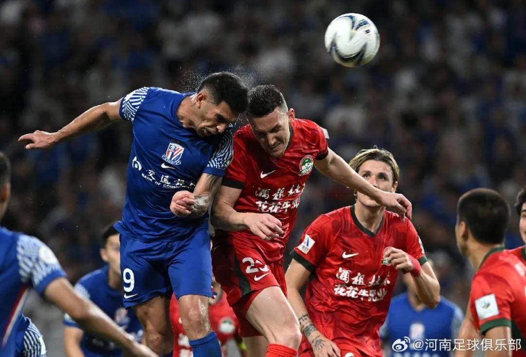 关于激战现场!球队实力展现谁能占据上风的信息 关于激战现场!球队实力展现谁能占据上风的信息