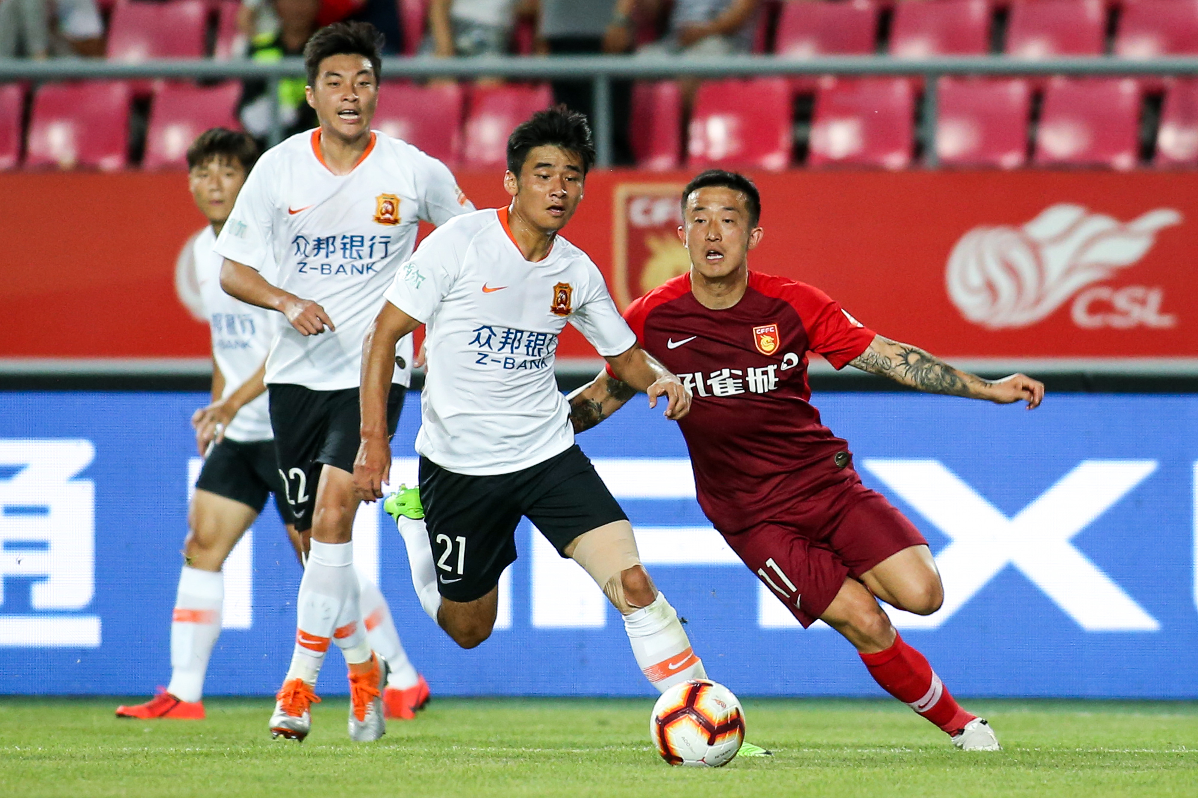 格罗纳客场力克对手,保级希望持续 格罗纳客场力克对手,保级希望持续