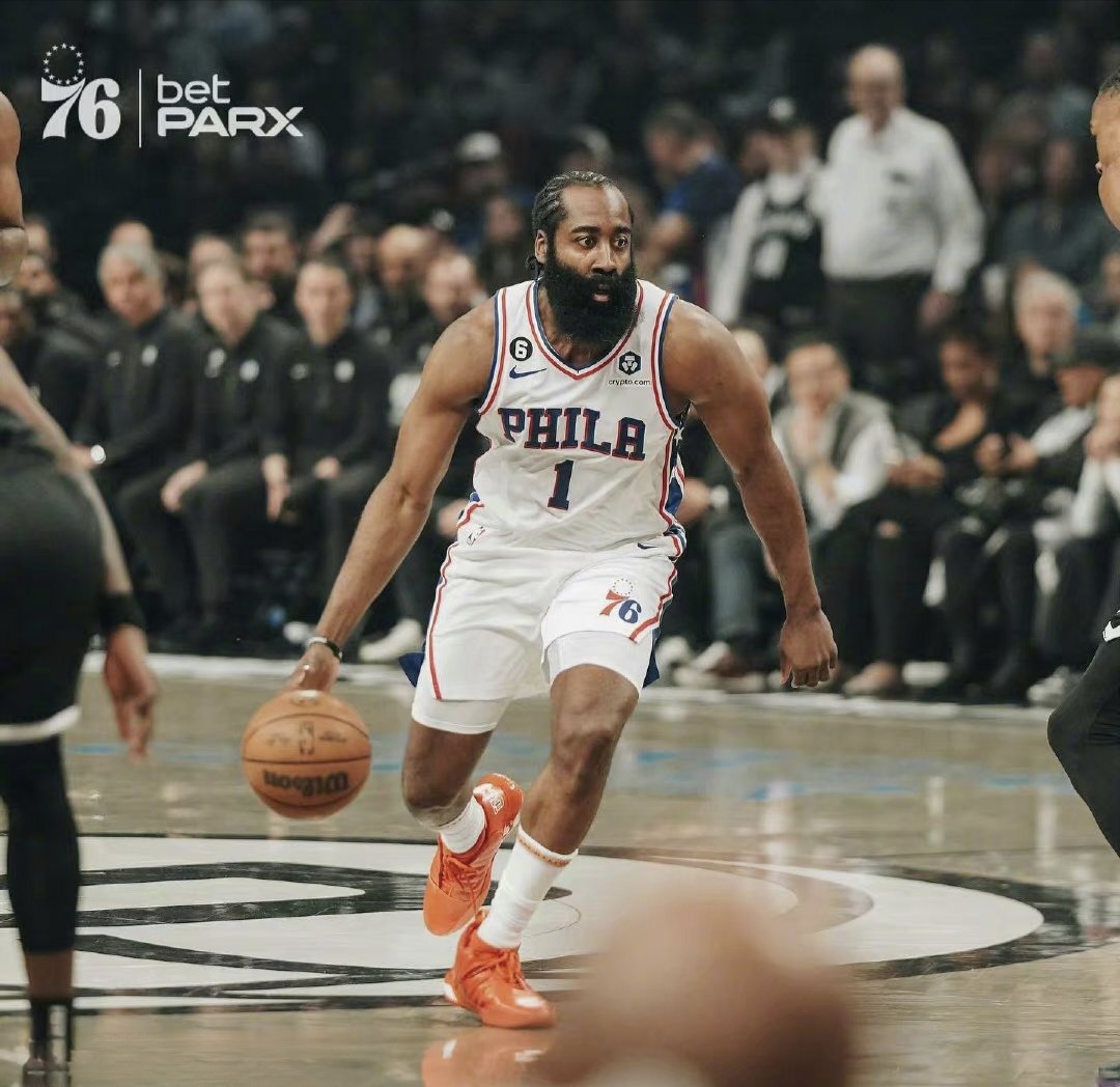 篮网大胜凯尔特人,哈登爆砍+得分 篮网大胜凯尔特人,哈登爆砍+得分