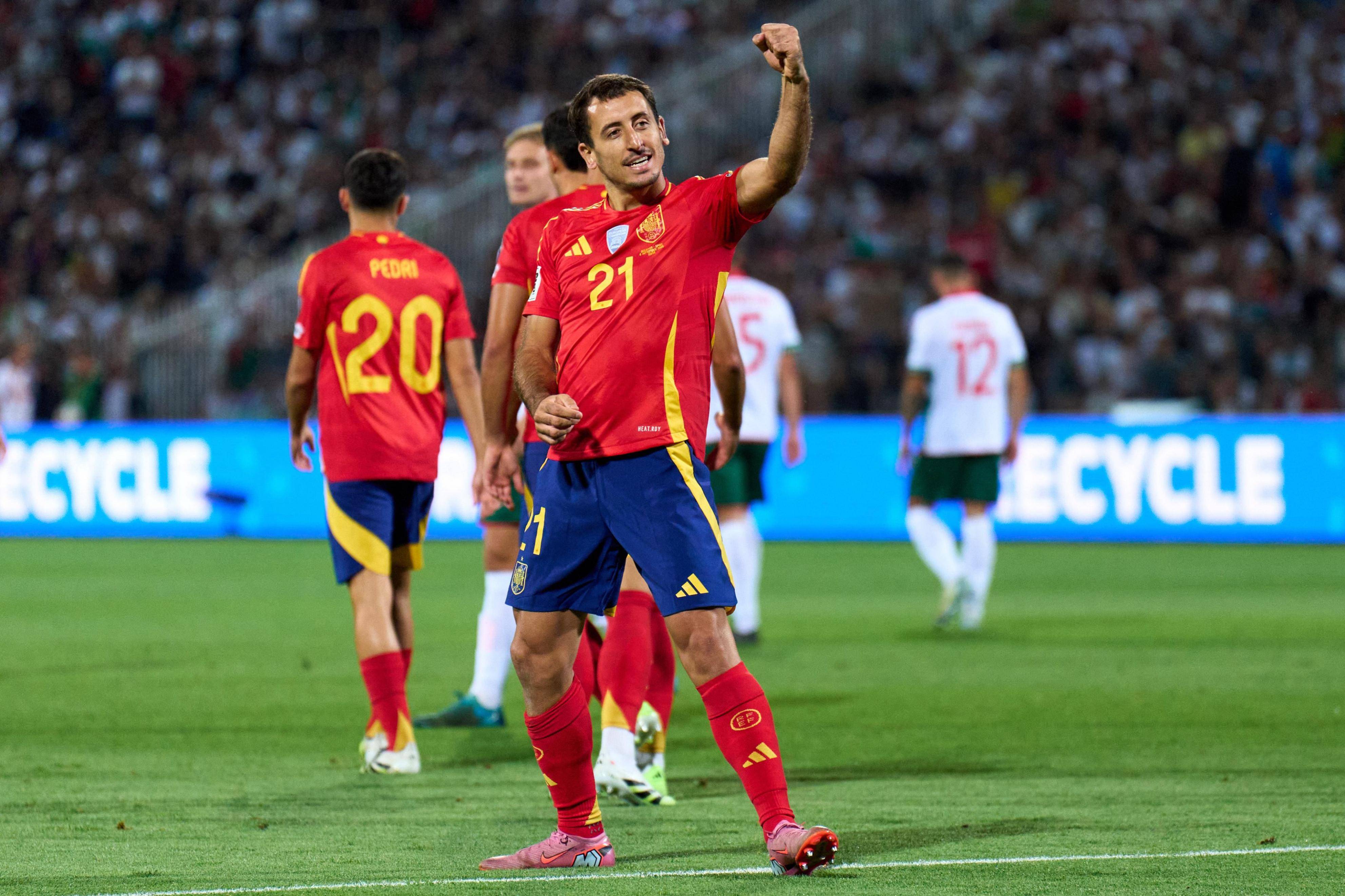 西班牙防守球员身体不适，无缘下一场比赛