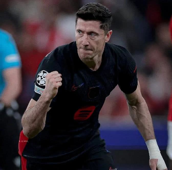 欧洲杯:波兰遗憾出局,莱万多夫斯基表演无悔 欧洲杯:波兰遗憾出局,莱万多夫斯基表演无悔