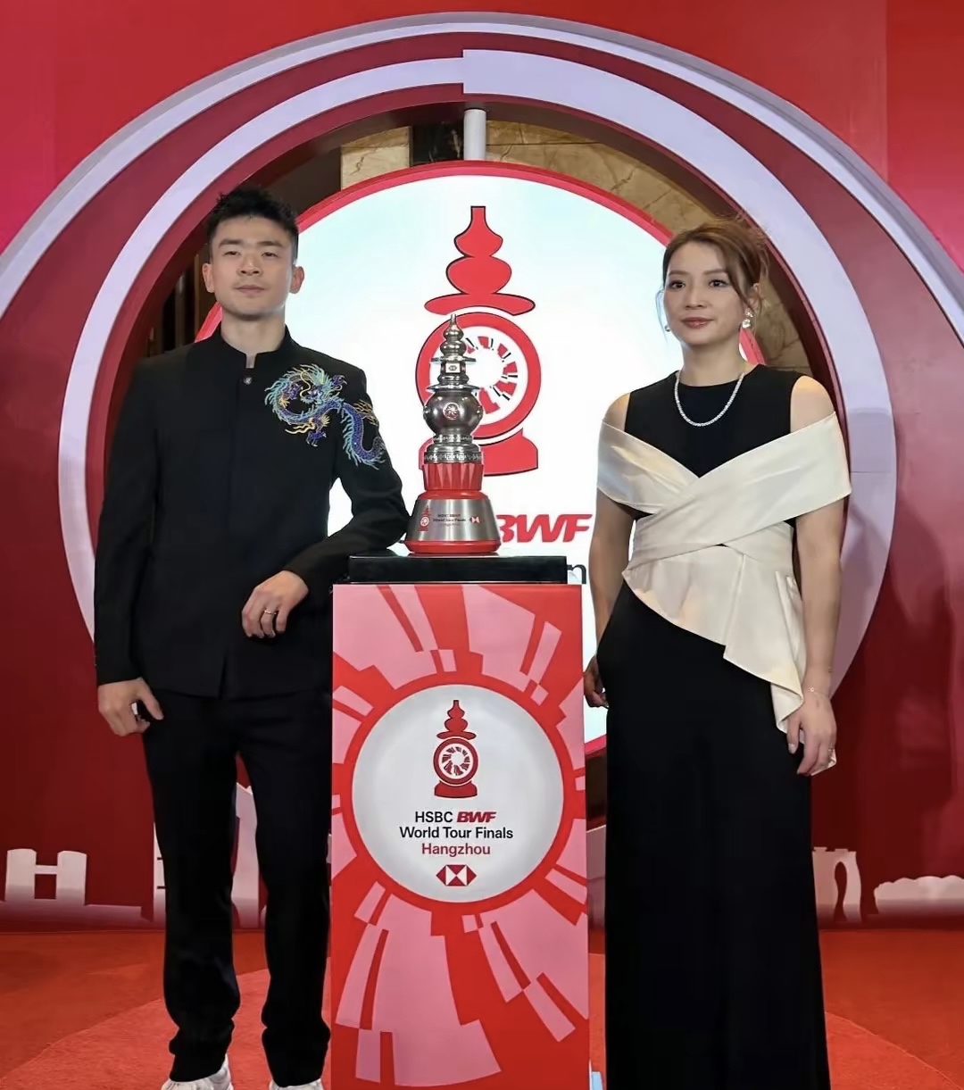 法国队力克德国队,郑思维点燃赛场的简单介绍 法国队力克德国队,郑思维点燃赛场的简单介绍