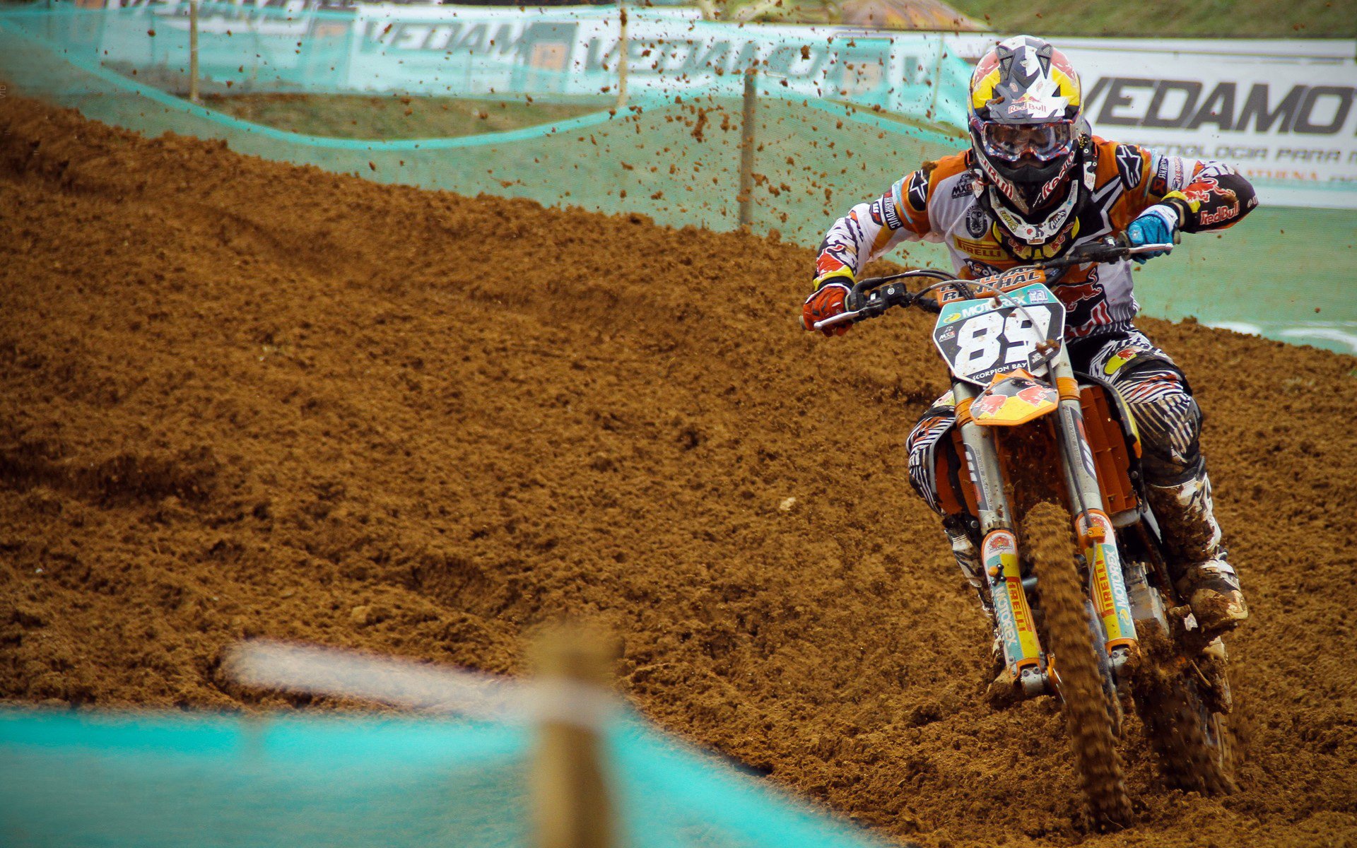 跨越足篮的奇迹夜，当亚平宁焦点战遇见汽车城翻盘