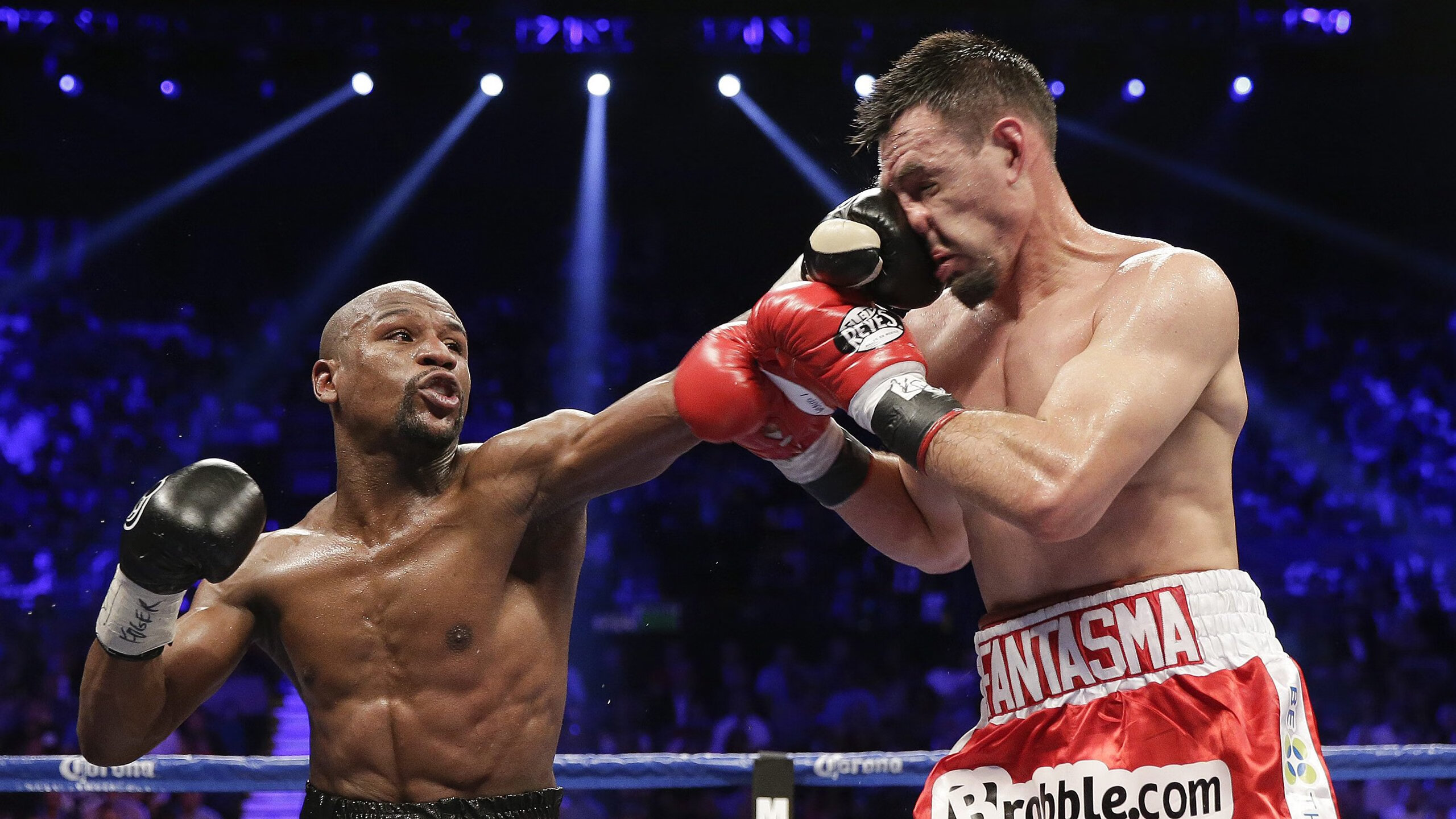 王者归来与新星破晓，梅赛德斯银箭轻取雷诺，皮亚斯特里单圈纪录闪耀赛场